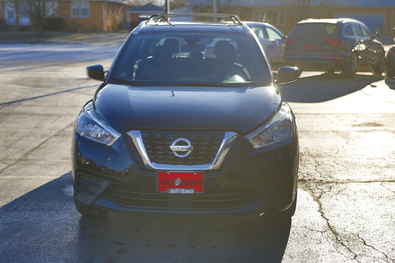 Nissan Kicks SV FWD 2020