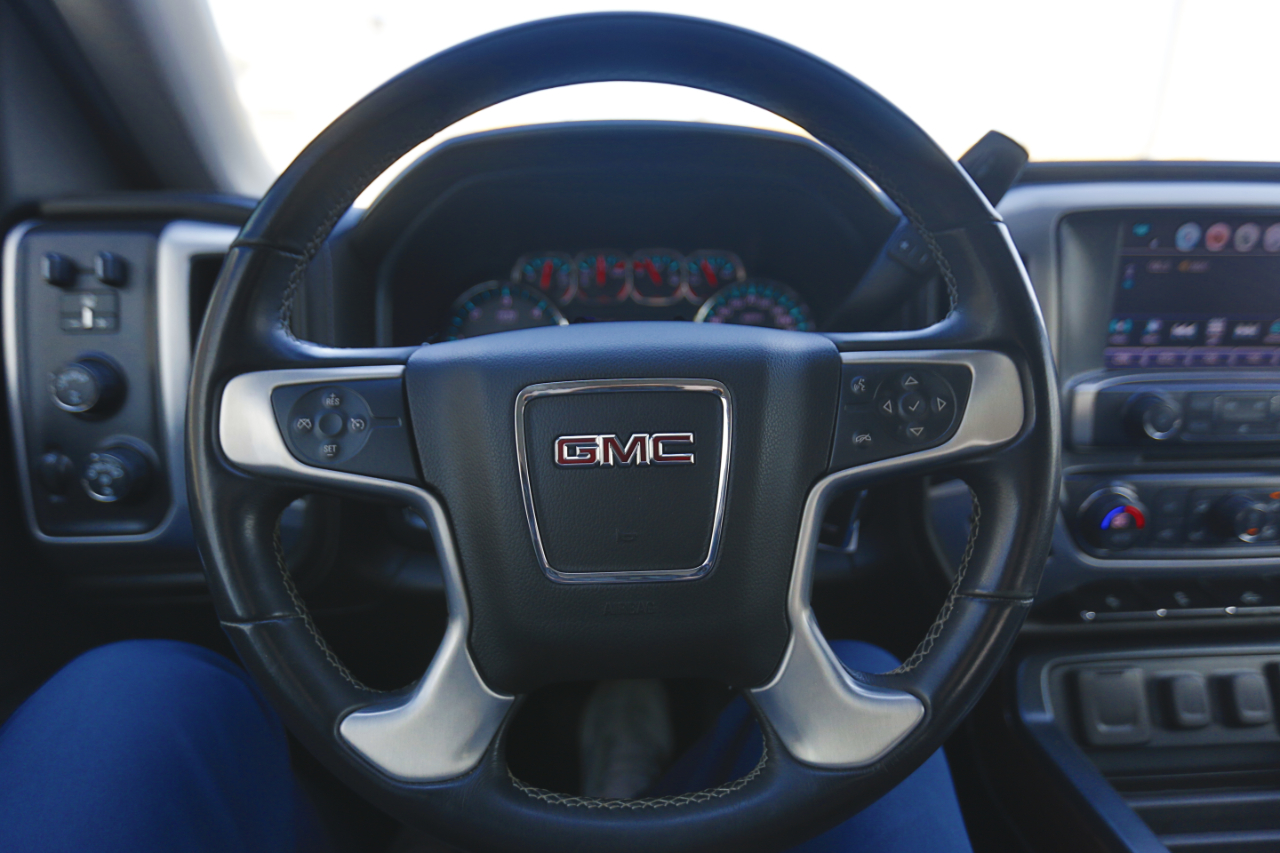 GMC Sierra 1500 4WD Crew Cab 143.5" SLT 2017