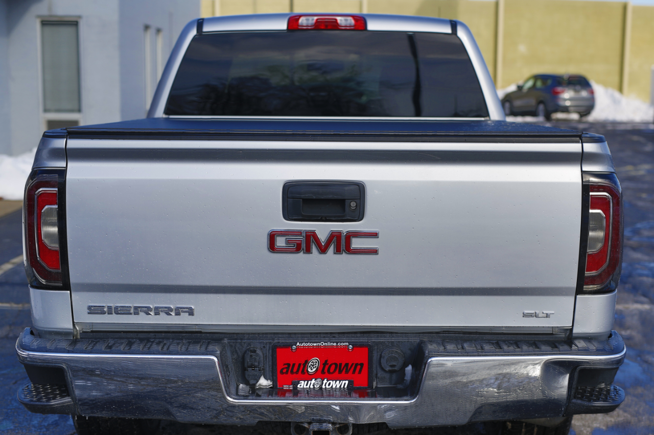 GMC Sierra 1500 4WD Crew Cab 143.5" SLT 2017