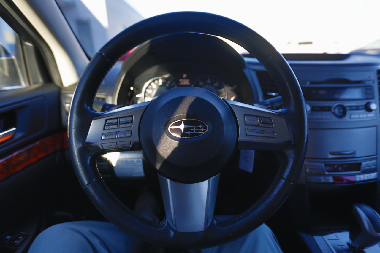 Subaru Outback 4dr Wgn H4 Auto 2.5i Ltd Pwr Moon 2010