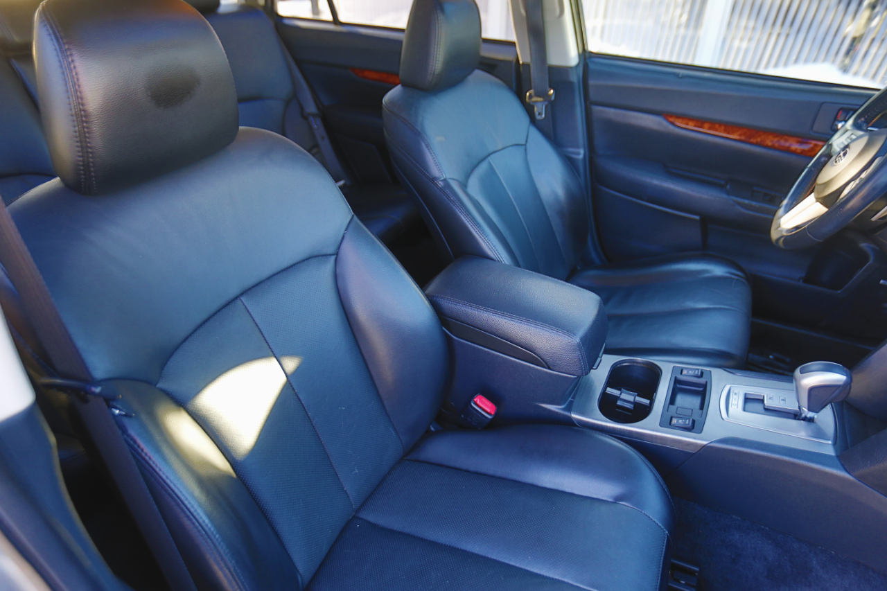 Subaru Outback 4dr Wgn H4 Auto 2.5i Ltd Pwr Moon 2010