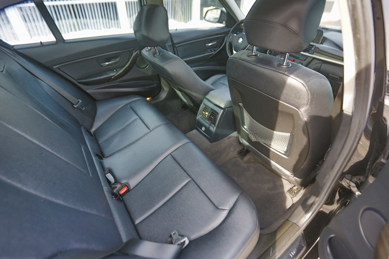 BMW 3 Series 4dr Sdn 328i xDrive AWD 2015