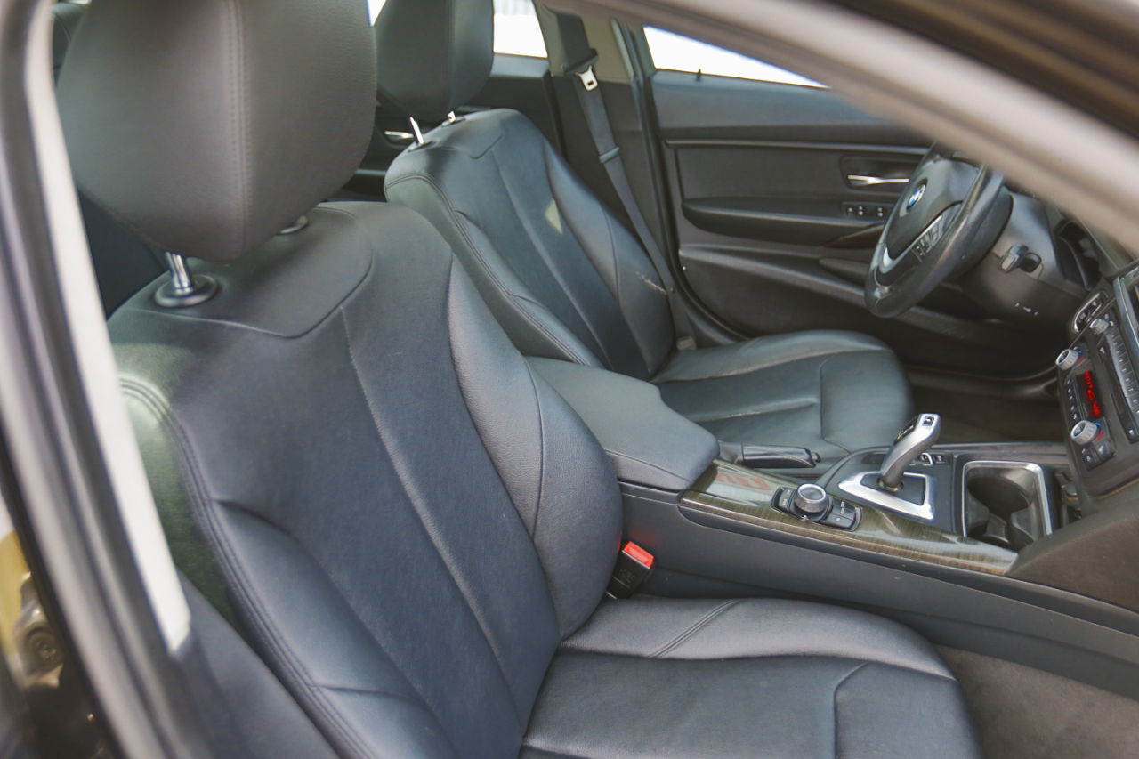 BMW 3 Series 4dr Sdn 328i xDrive AWD 2015