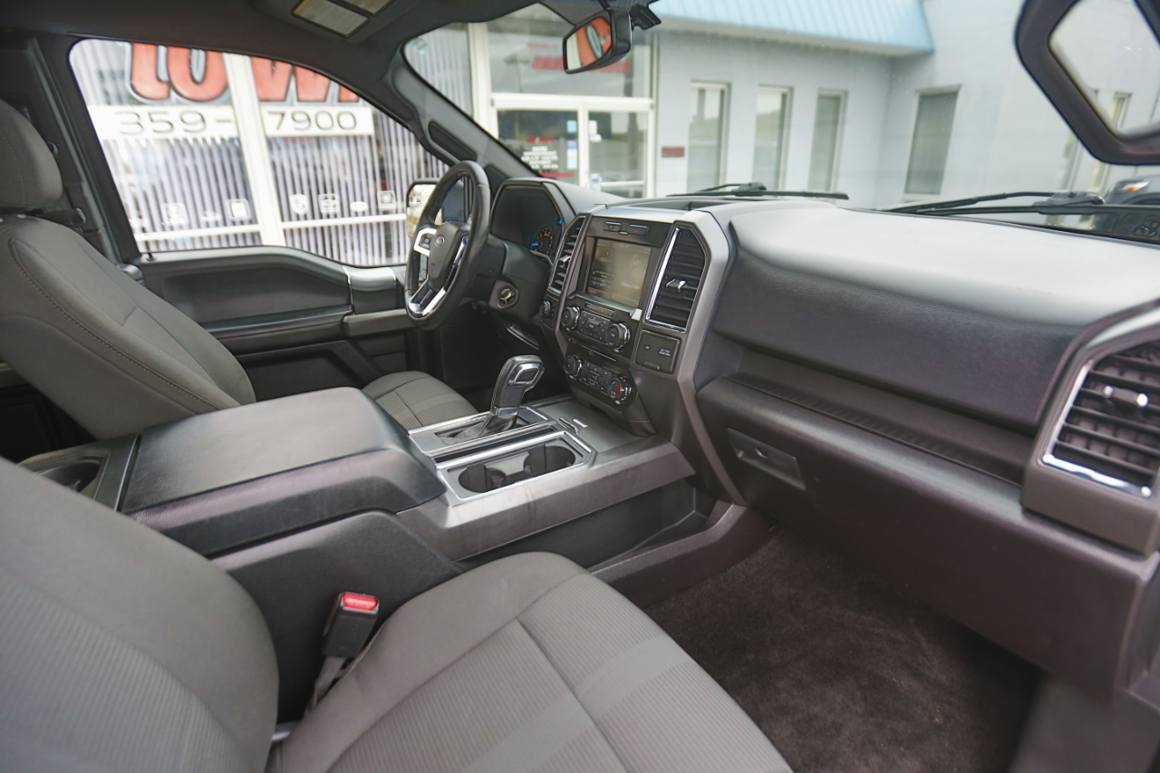 Ford F-150 4WD SuperCab 163" Lariat w/HD Payload Pkg 2015