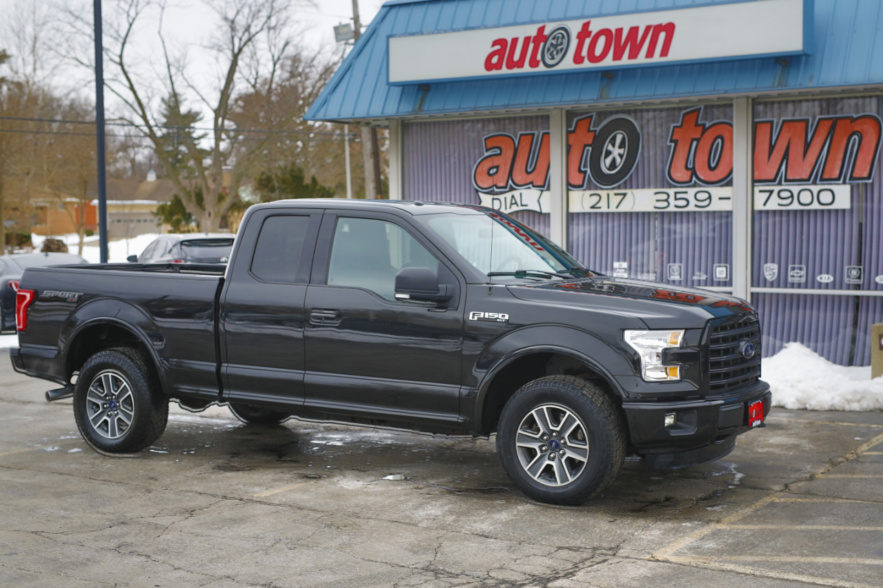 Ford F-150 4WD SuperCab 163" Lariat w/HD Payload Pkg 2015