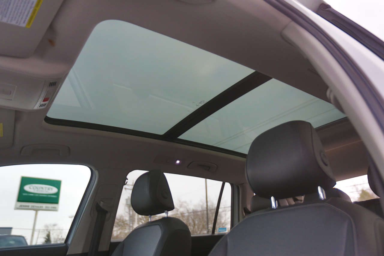 Volkswagen Tiguan 2.0T SEL FWD 2019