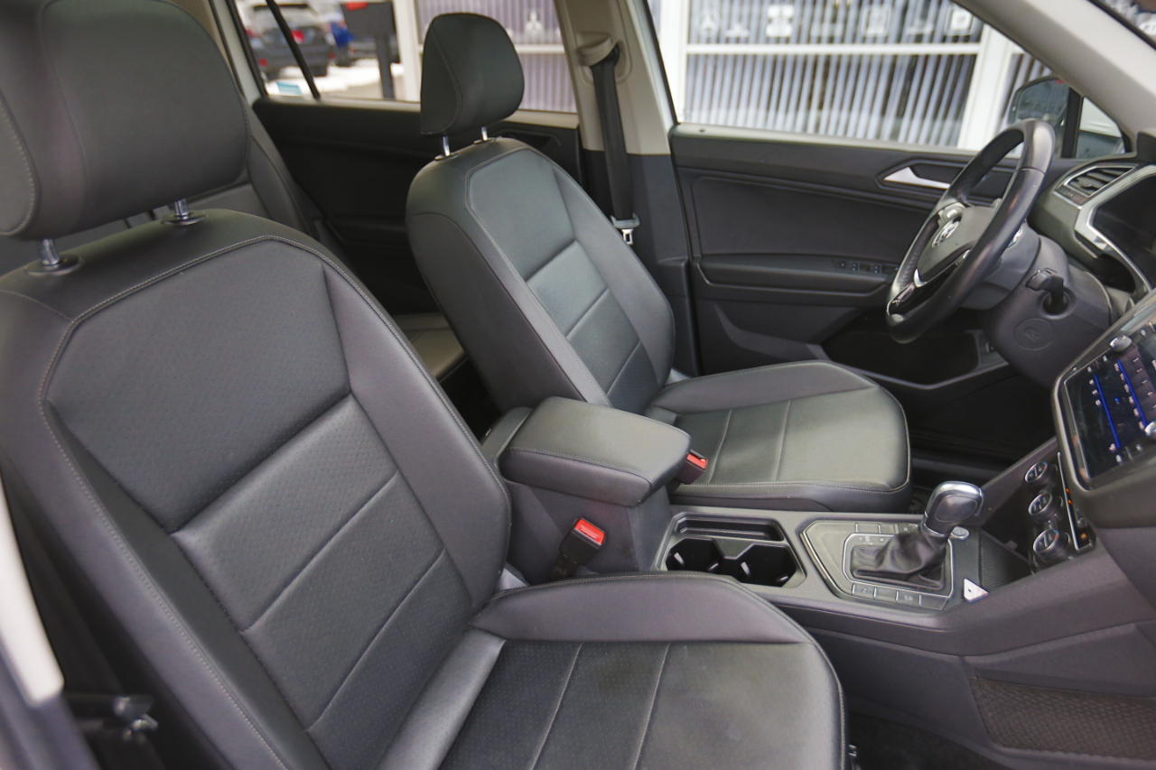 Volkswagen Tiguan 2.0T SEL FWD 2019