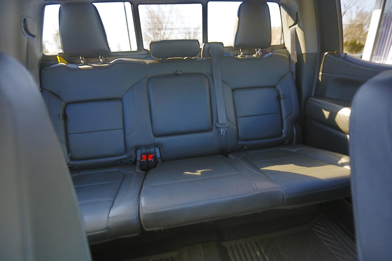 Chevrolet Silverado 1500 4WD Crew Cab 147" RST 2020