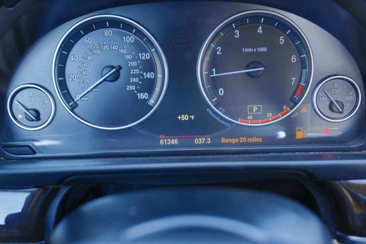 BMW 5 Series 4dr Sdn 528i RWD 2015