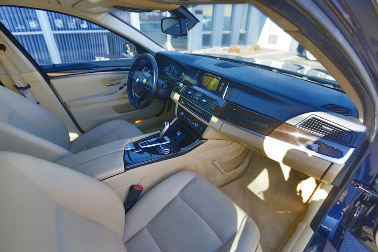 BMW 5 Series 4dr Sdn 528i RWD 2015