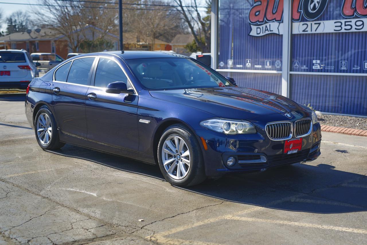 BMW 5 Series 4dr Sdn 528i RWD 2015