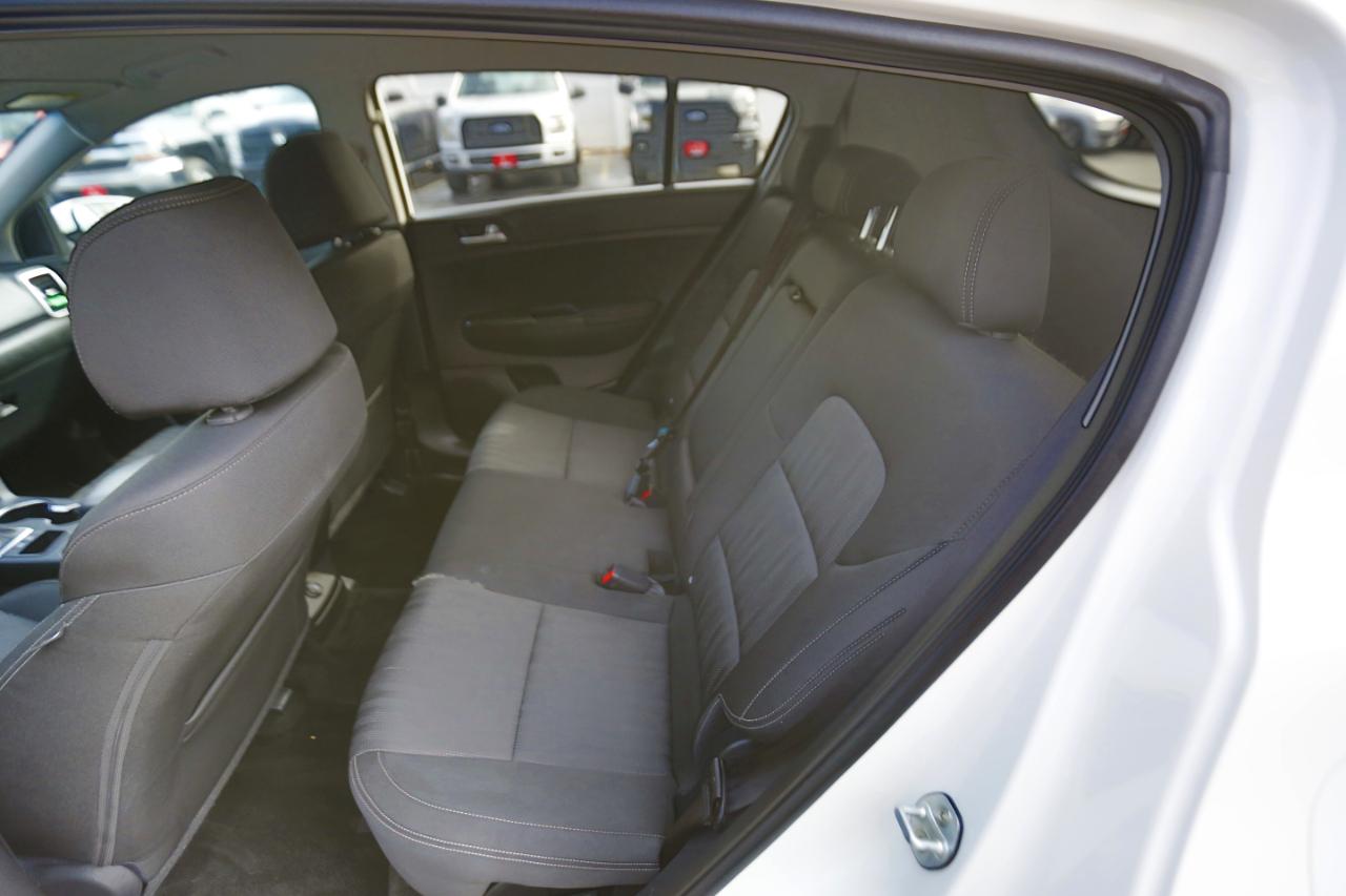 Kia Sportage LX FWD 2020