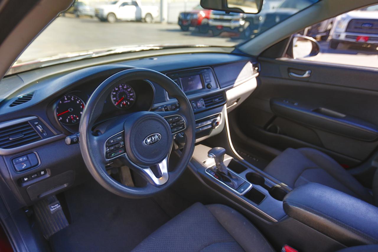 Kia Optima LX Auto 2017