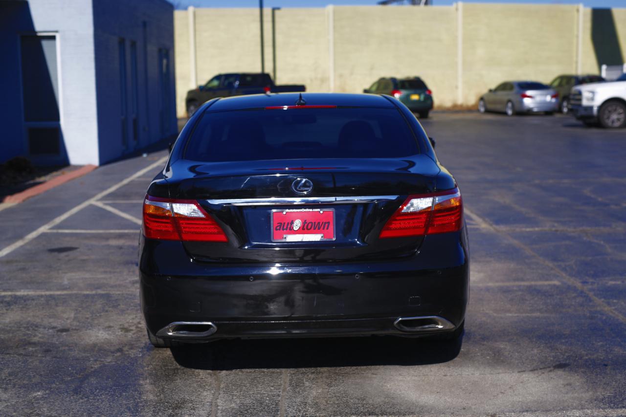 Lexus LS 460 4dr Sdn AWD 2010