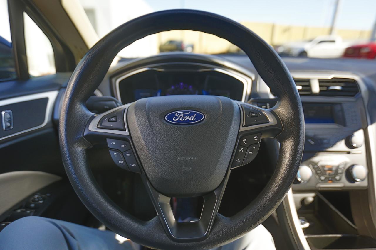 Ford Fusion Hybrid S FWD 2018