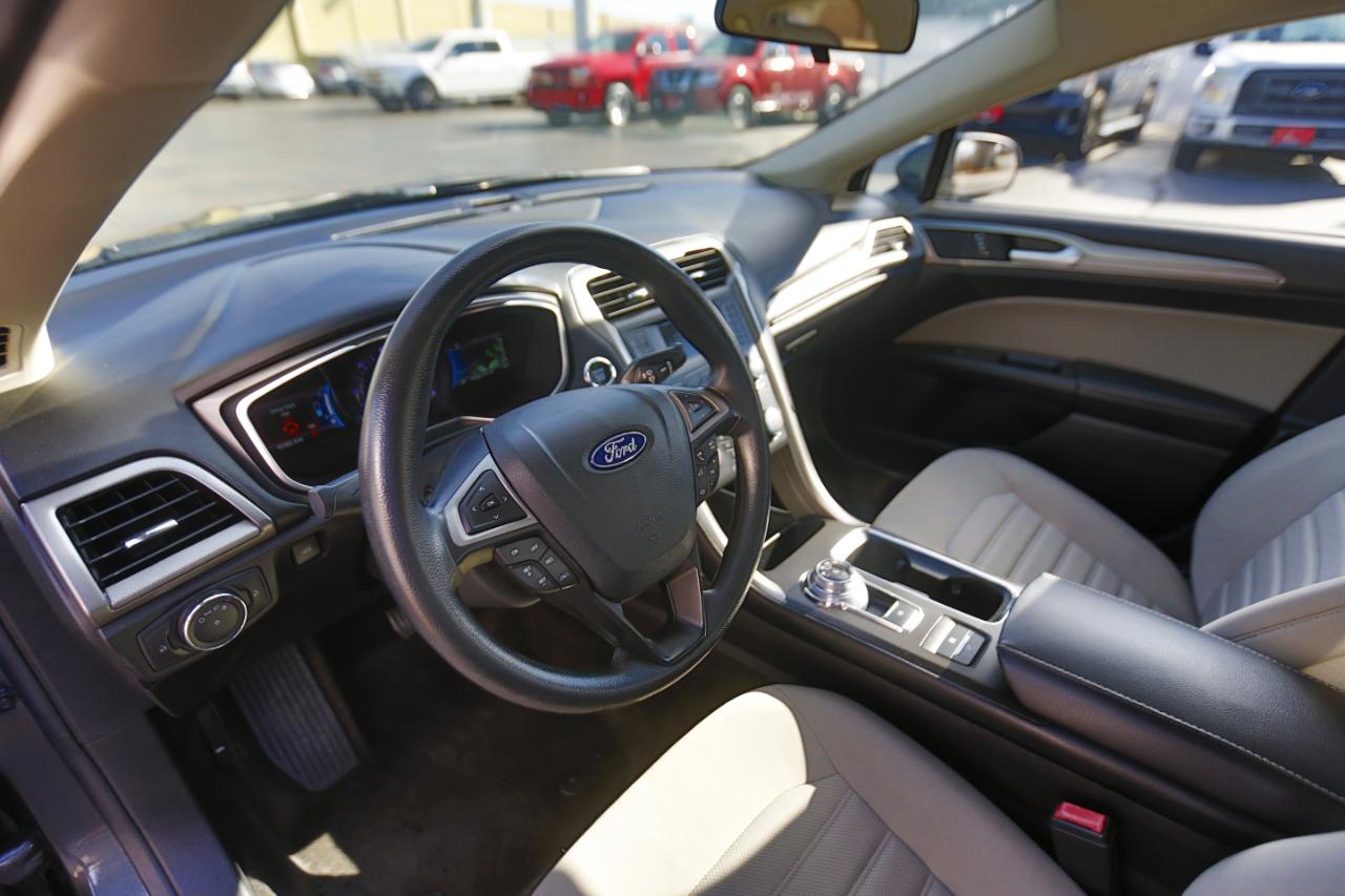 Ford Fusion Hybrid S FWD 2018