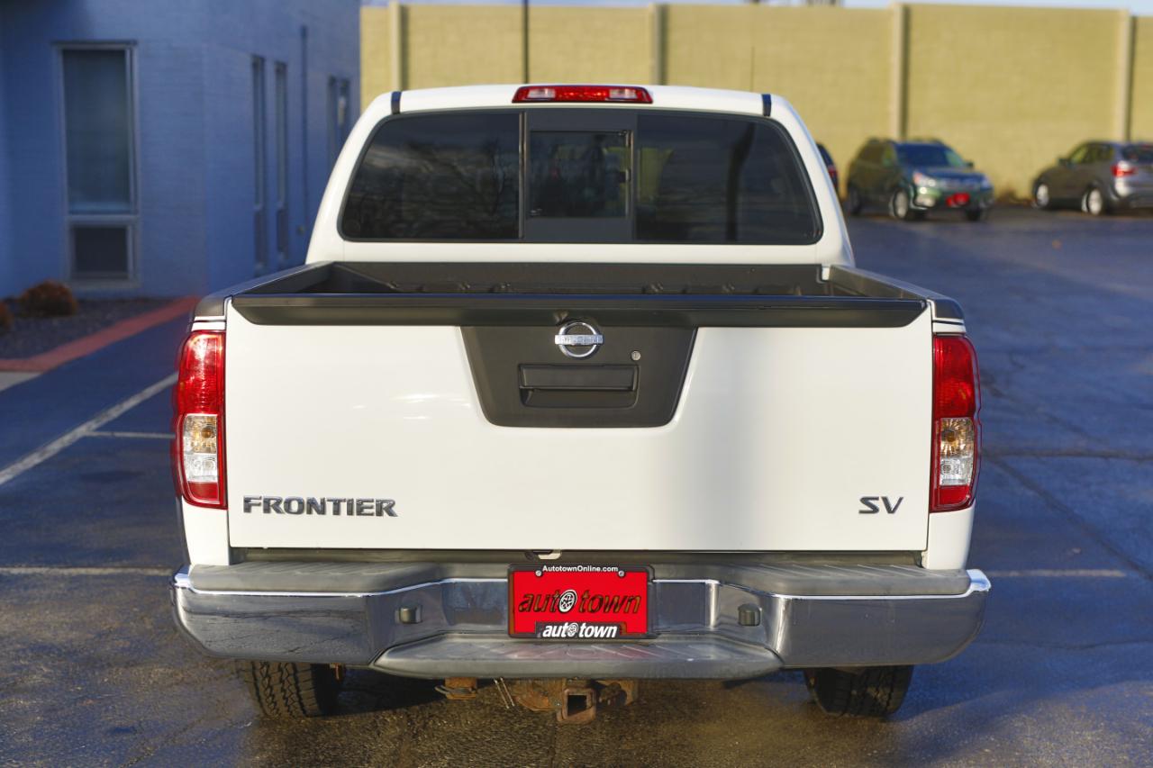 Nissan Frontier 2WD Crew Cab SWB Auto Desert Runner 2016