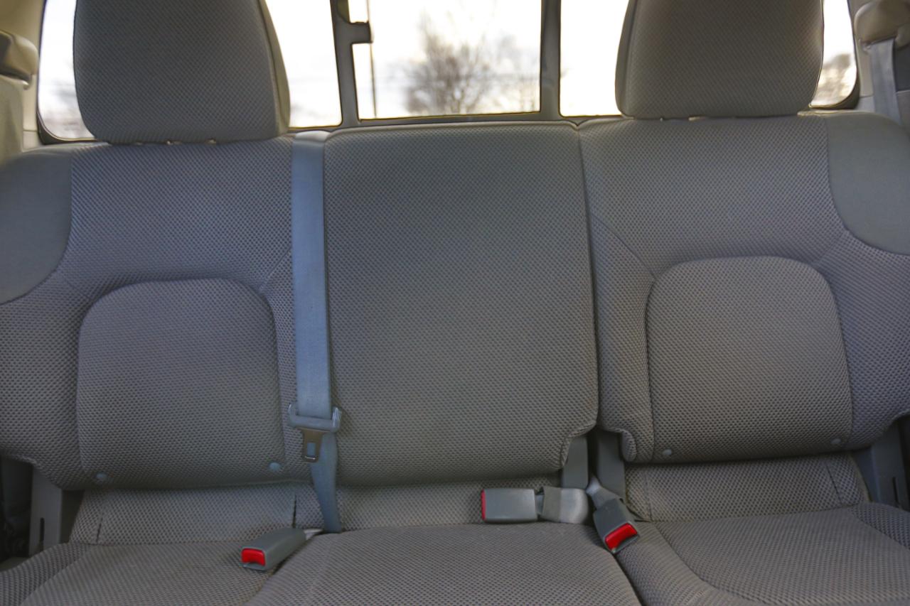 Nissan Frontier 2WD Crew Cab SWB Auto Desert Runner 2016