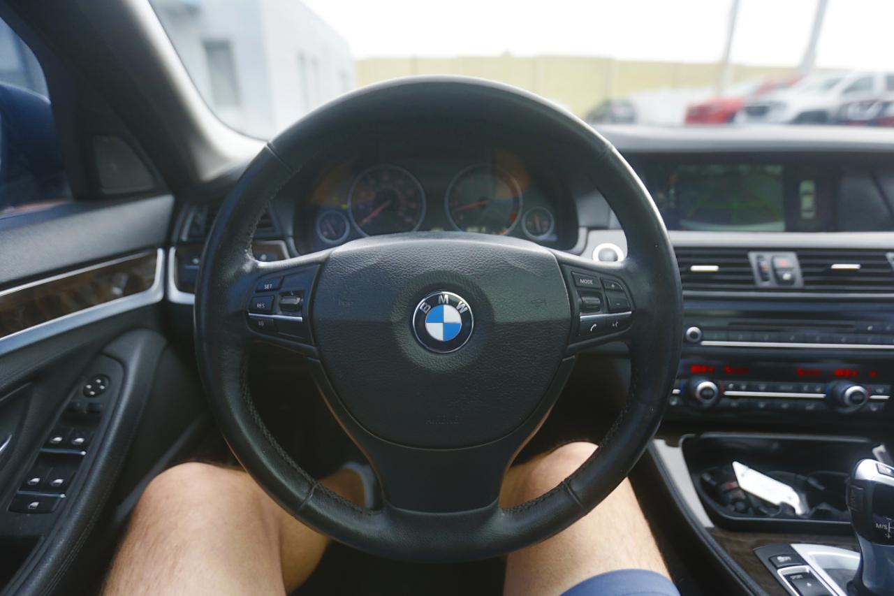 BMW 5 Series 4dr Sdn 535i xDrive AWD 2013