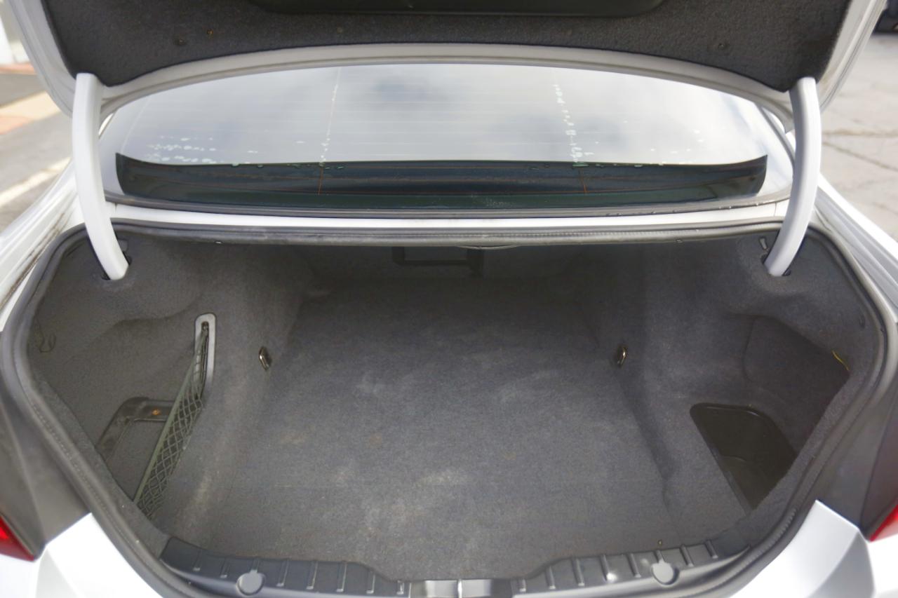 BMW 5 Series 4dr Sdn 535i xDrive AWD 2013