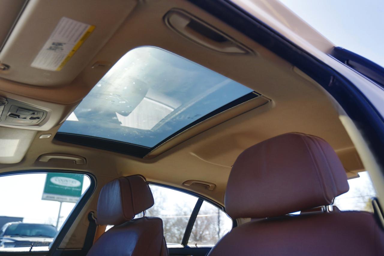 BMW 5 Series 4dr Sdn 528i RWD 2016