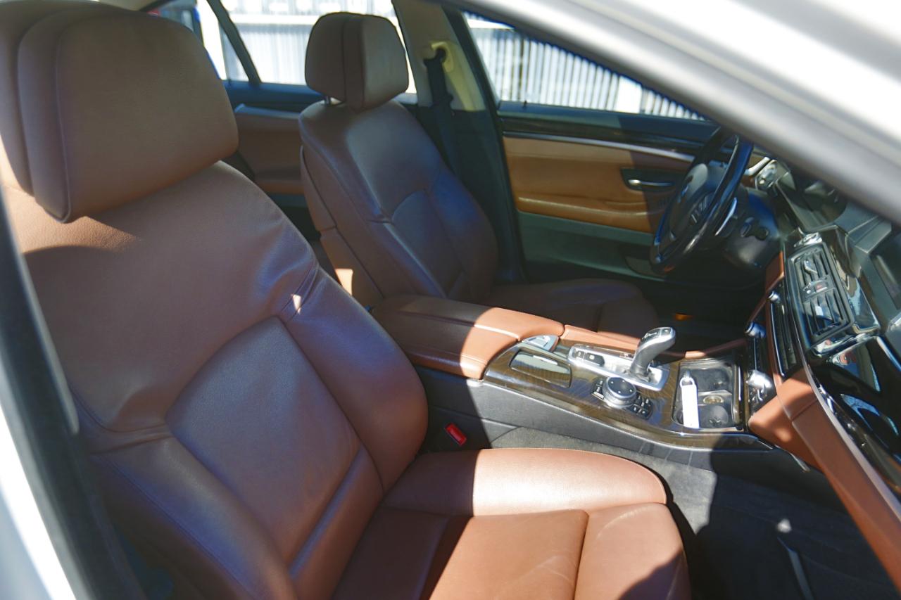 BMW 5 Series 4dr Sdn 528i RWD 2016