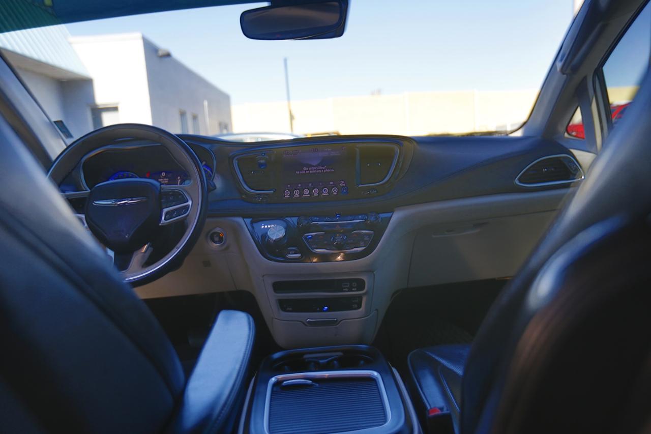 Chrysler Pacifica Limited FWD 2018