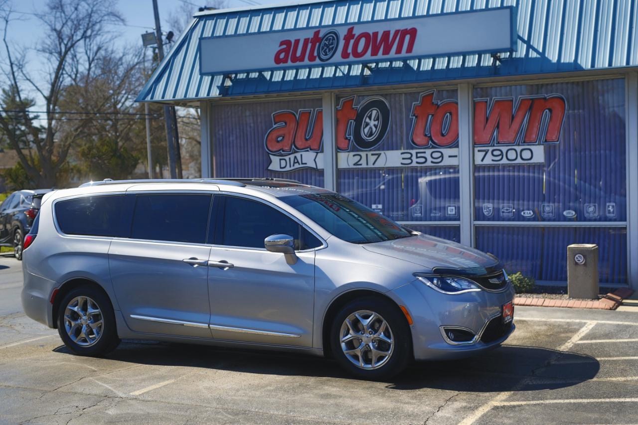 Chrysler Pacifica Limited FWD 2018