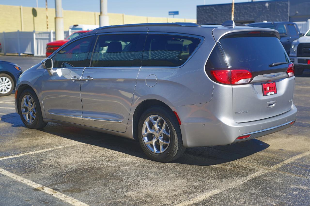 Chrysler Pacifica Limited FWD 2018