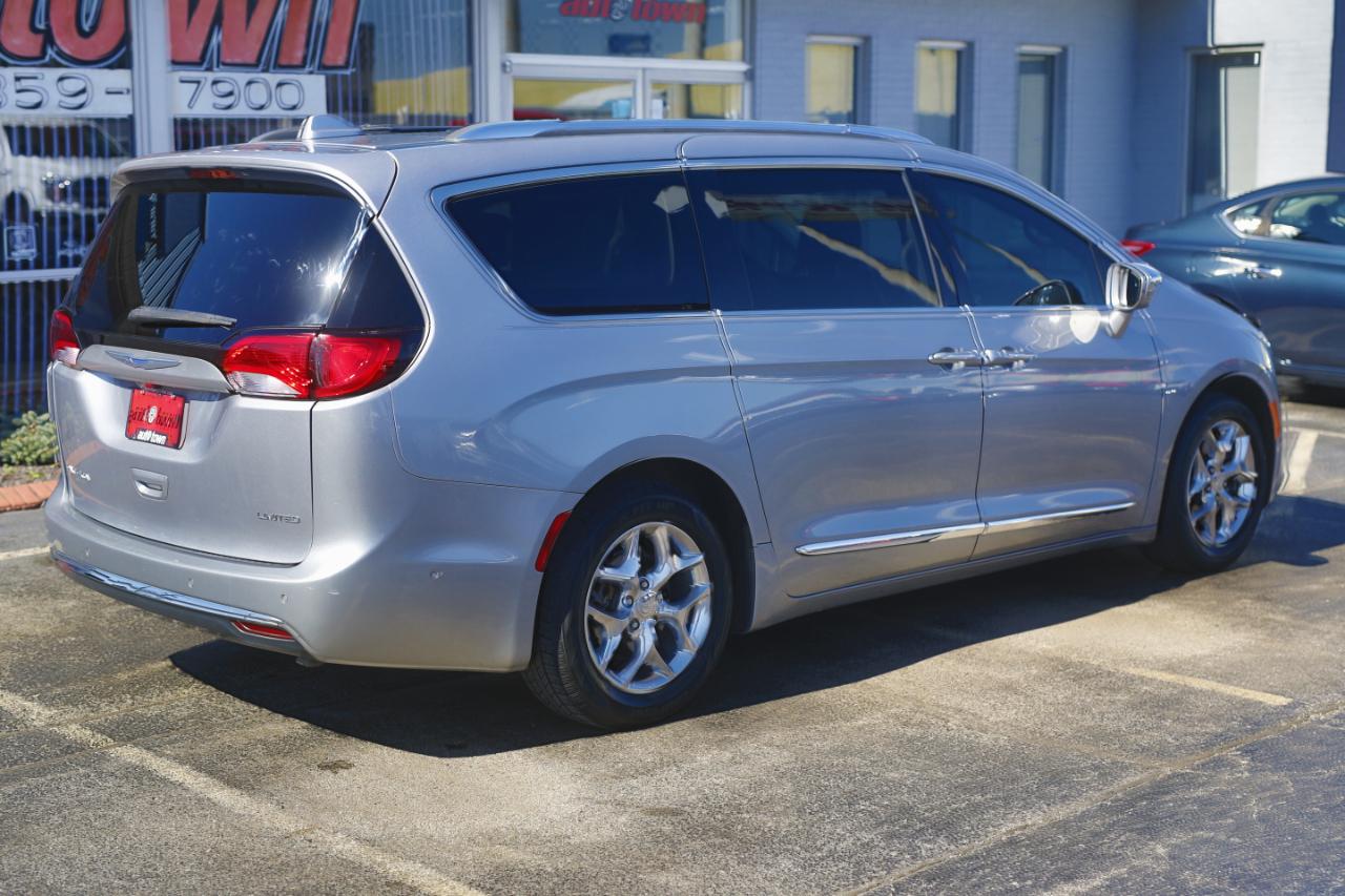 Chrysler Pacifica Limited FWD 2018