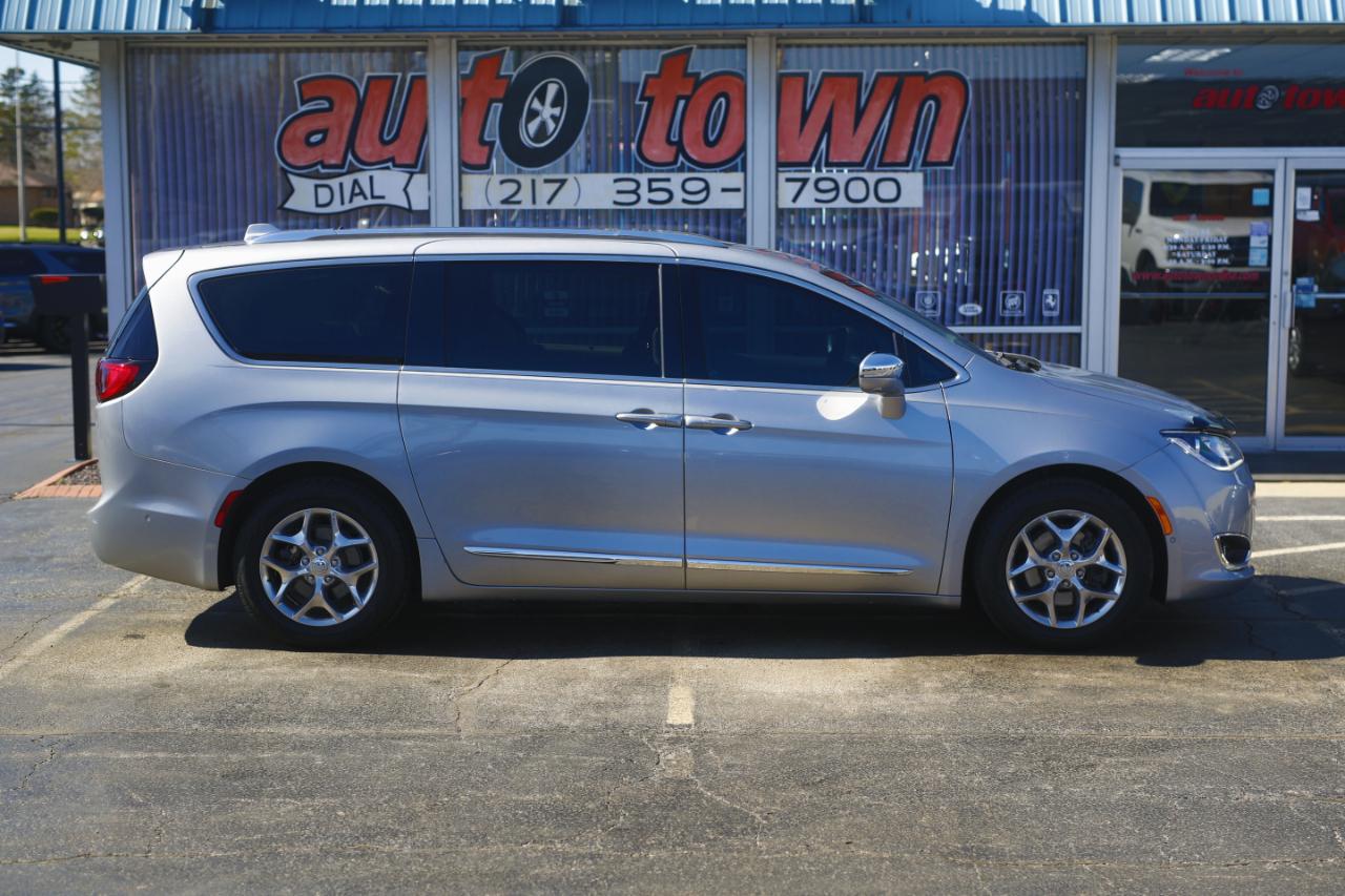 Chrysler Pacifica Limited FWD 2018