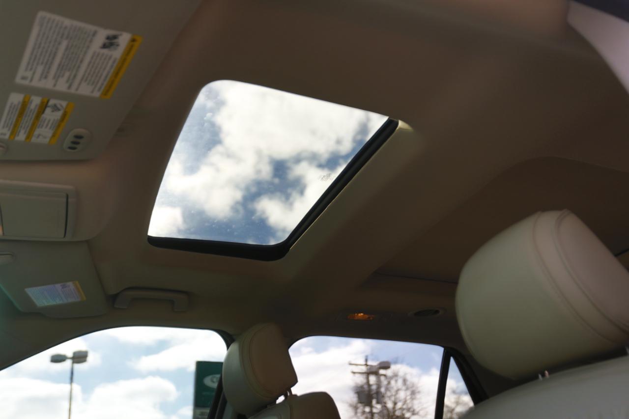 Ford Explorer 4WD 4dr Platinum 2016