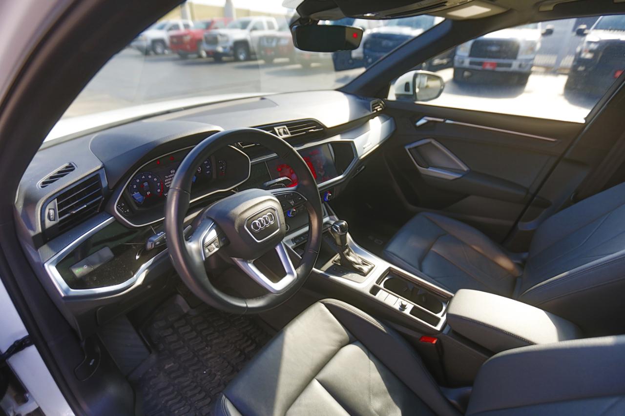 Audi Q3 S line Premium 45 TFSI quattro 2021