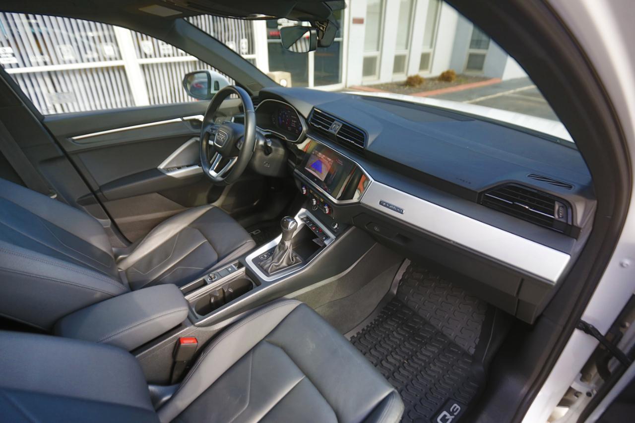 Audi Q3 S line Premium 45 TFSI quattro 2021