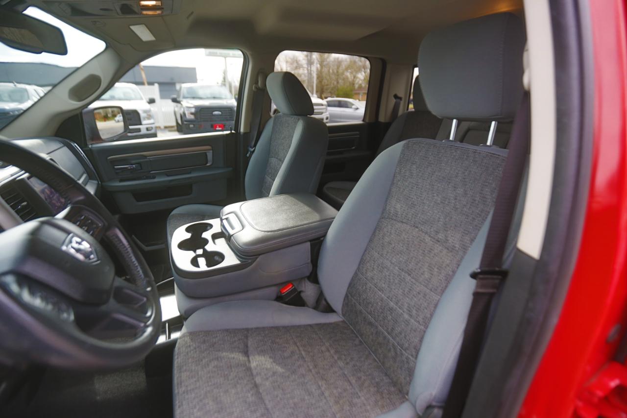 RAM 1500 Classic SLT 4x4 Crew Cab 5'7" Box 2019