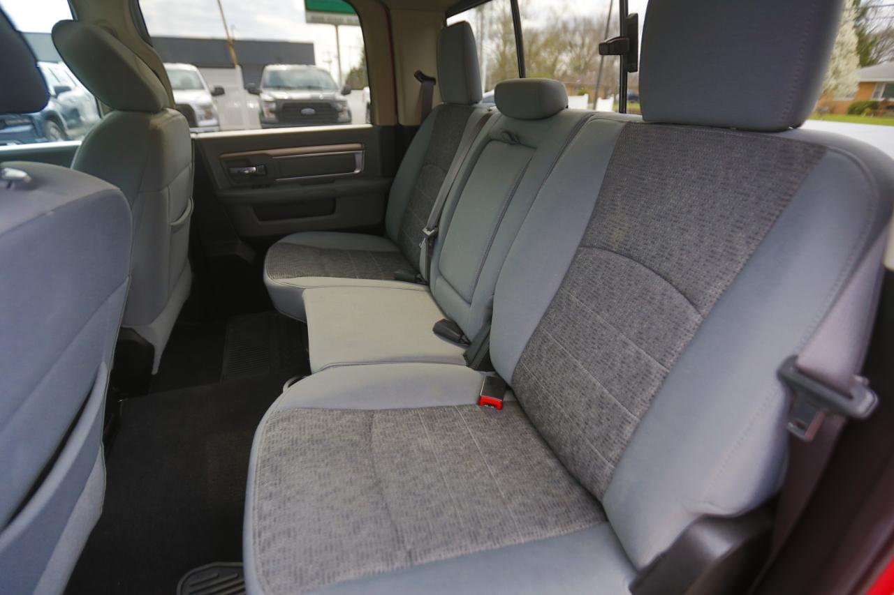 RAM 1500 Classic SLT 4x4 Crew Cab 5'7" Box 2019