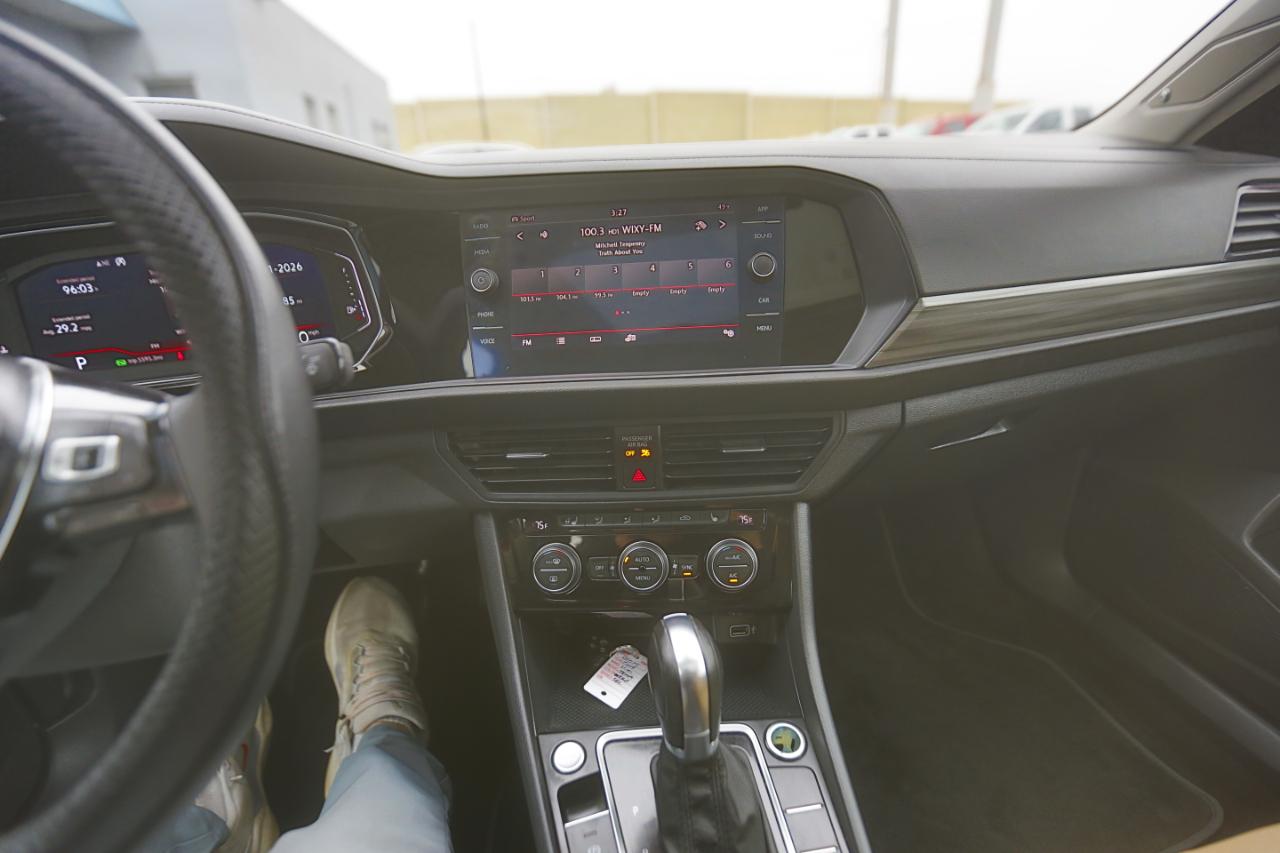 Volkswagen Jetta SEL Auto w/SULEV 2019