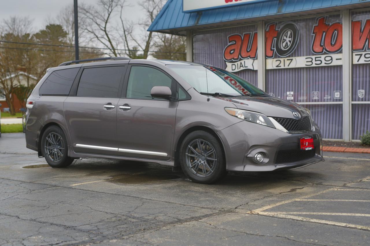 Toyota Sienna 5dr 8-Pass Van V6 SE FWD (Natl) 2014