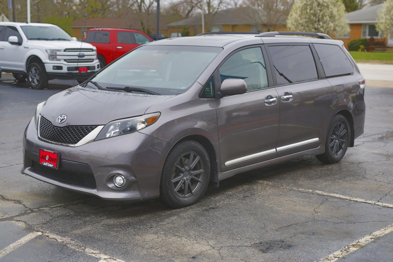 Toyota Sienna 5dr 8-Pass Van V6 SE FWD (Natl) 2014