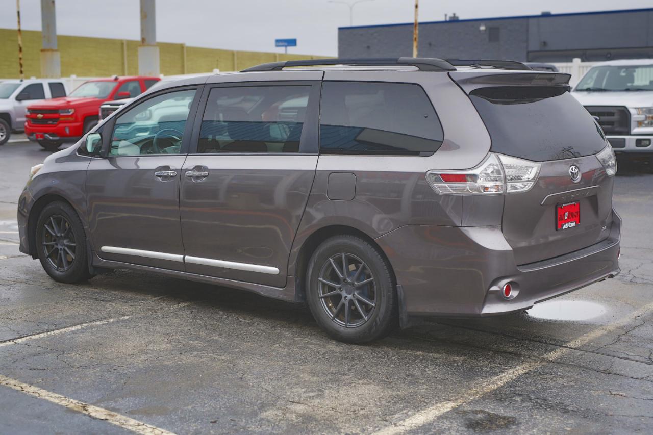 Toyota Sienna 5dr 8-Pass Van V6 SE FWD (Natl) 2014