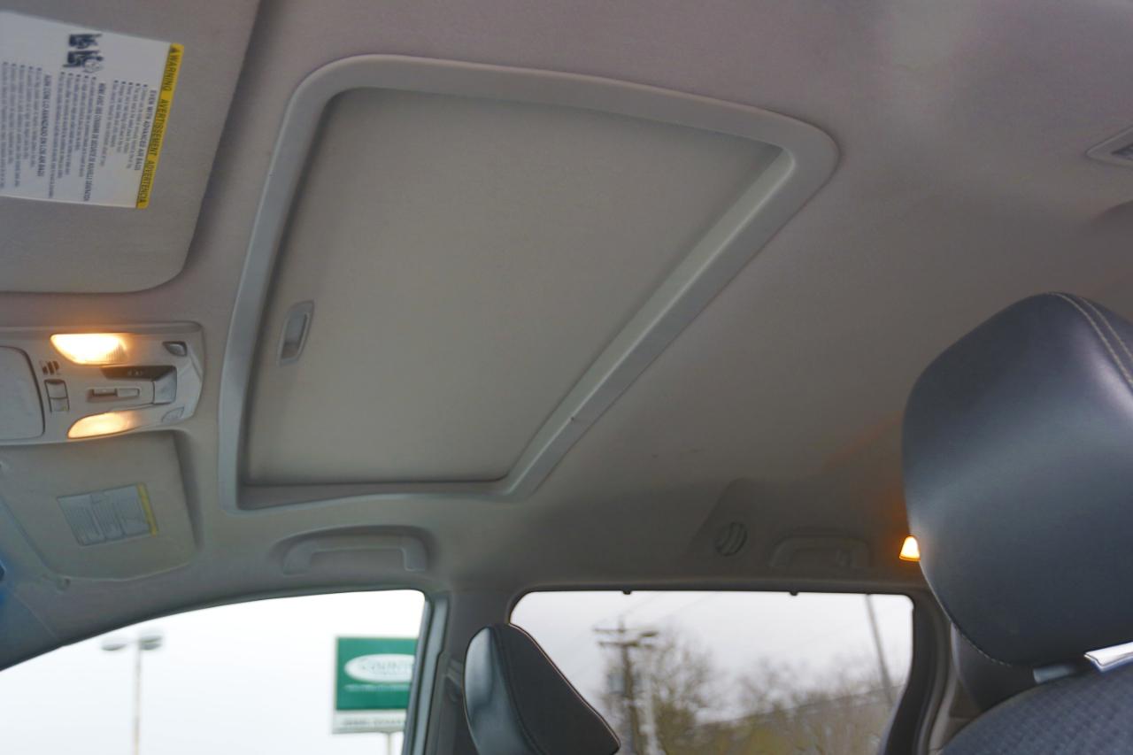 Toyota Sienna 5dr 8-Pass Van V6 SE FWD (Natl) 2014