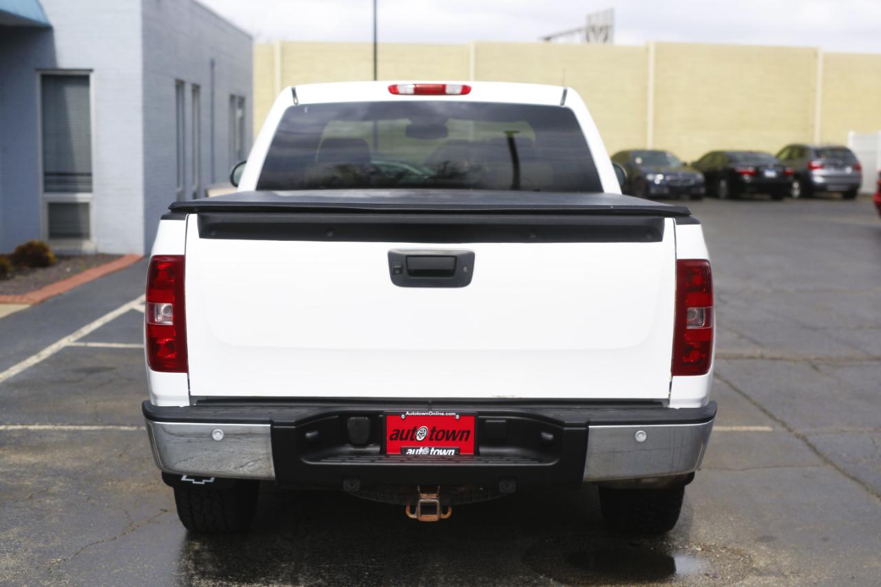 Chevrolet Silverado 1500 4WD Crew Cab 143.5" LTZ 2011