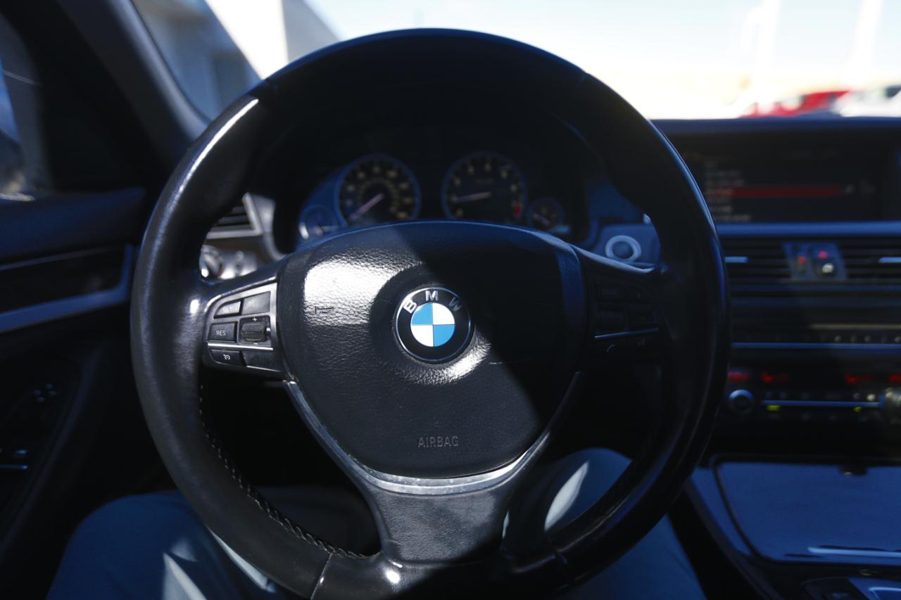 BMW 5 Series 4dr Sdn 528i RWD 2015