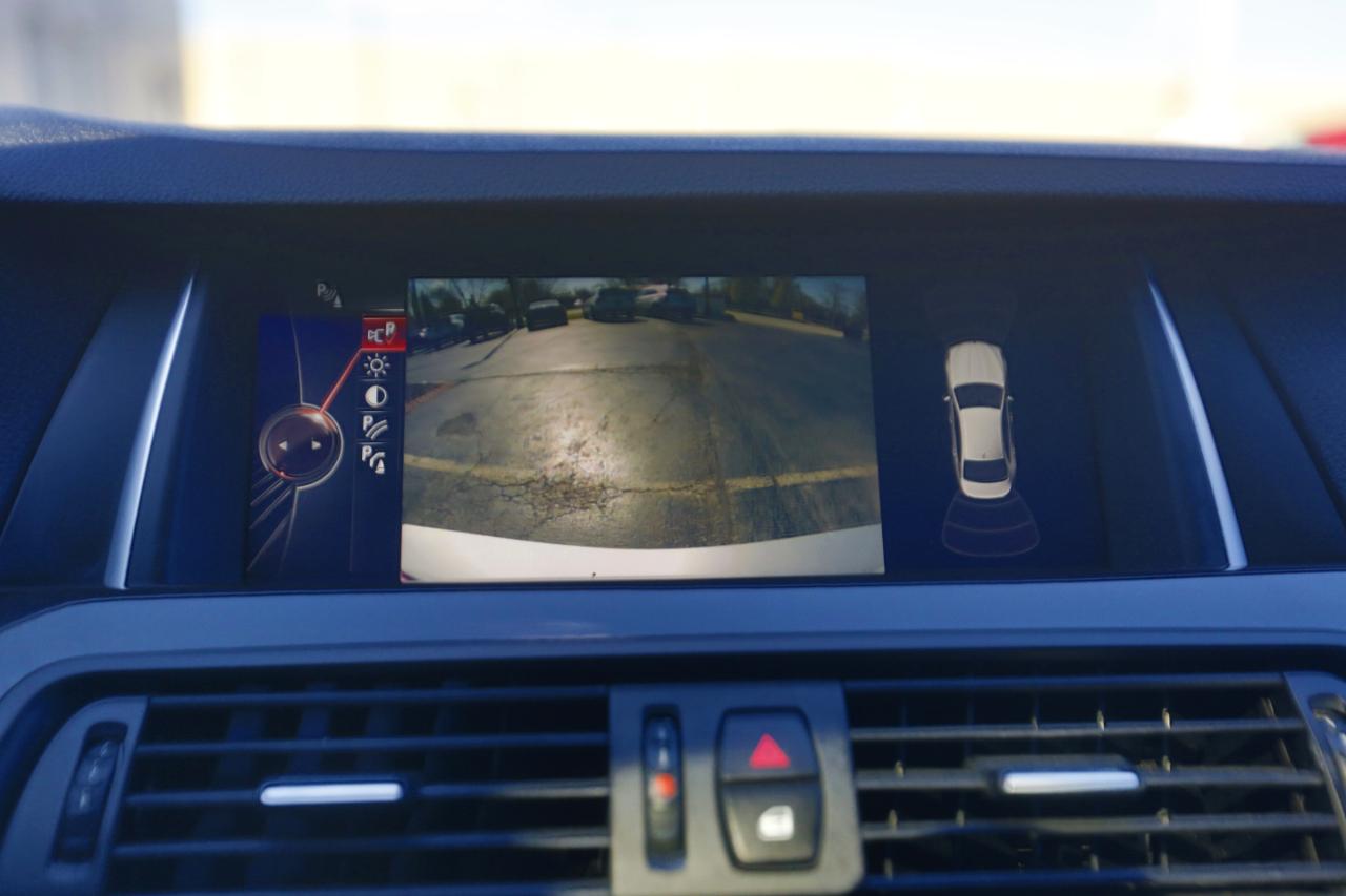 BMW 5 Series 4dr Sdn 528i RWD 2015