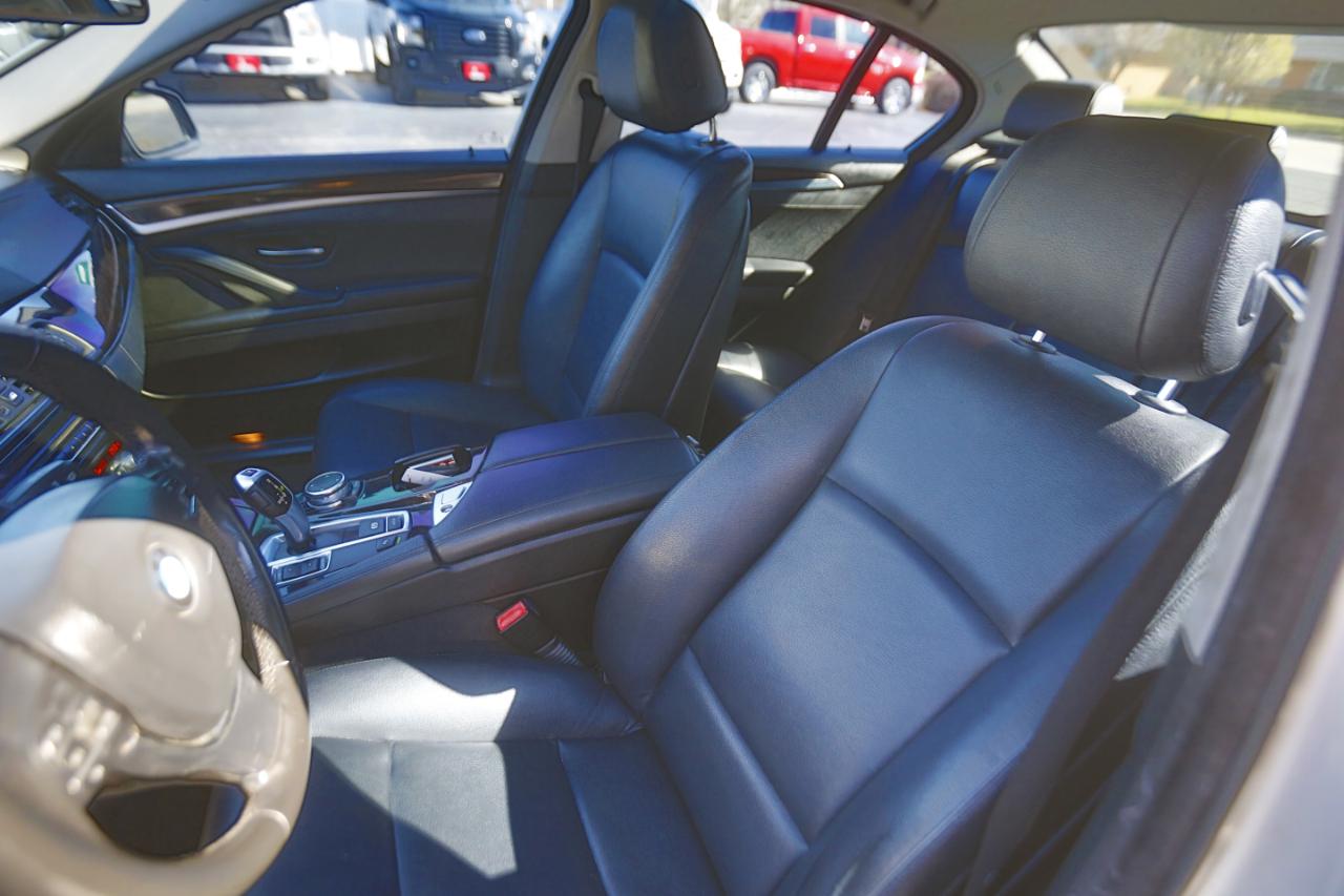 BMW 5 Series 4dr Sdn 528i RWD 2015