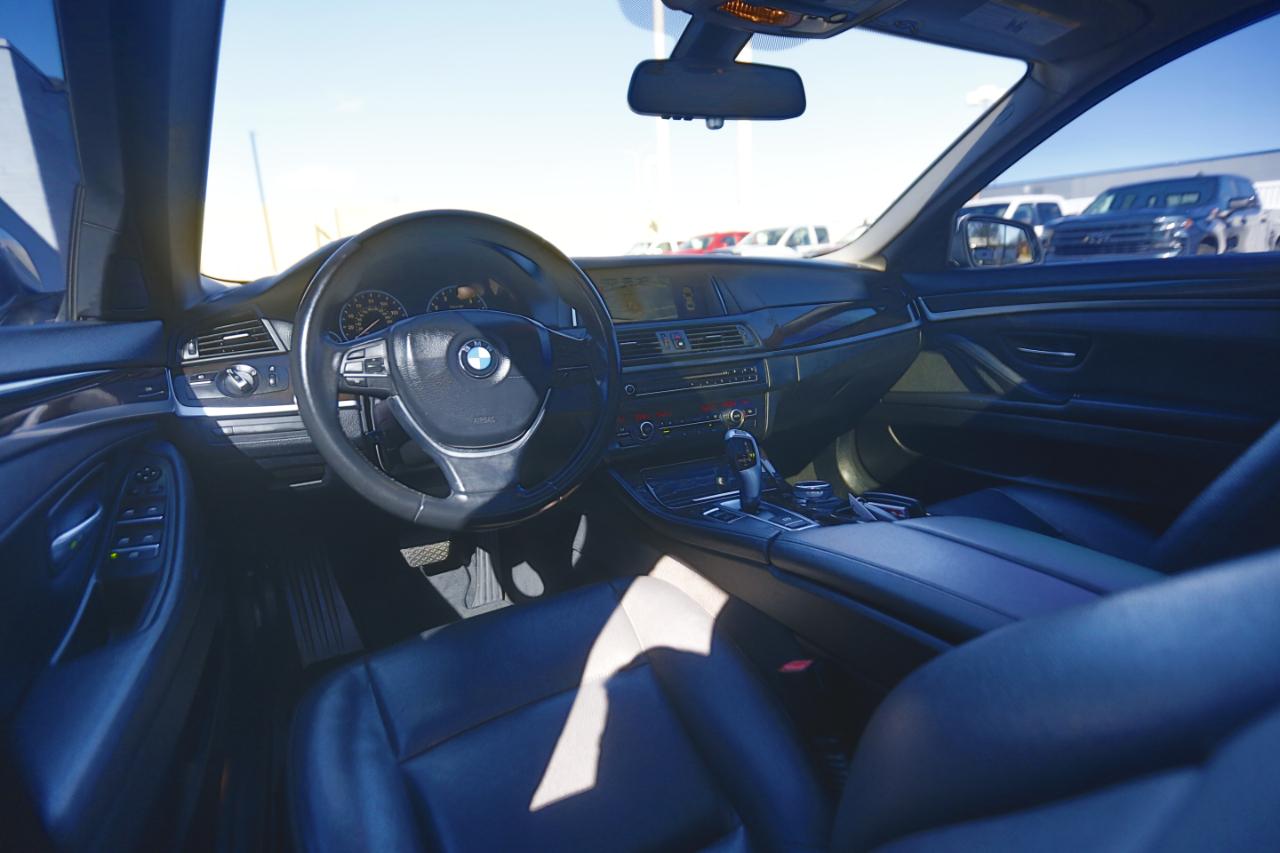 BMW 5 Series 4dr Sdn 528i RWD 2015