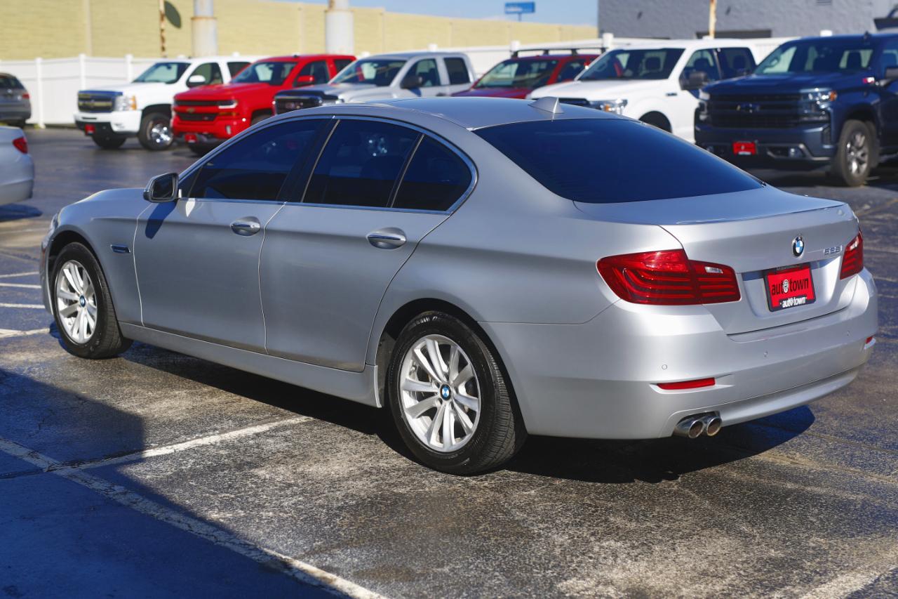BMW 5 Series 4dr Sdn 528i RWD 2015
