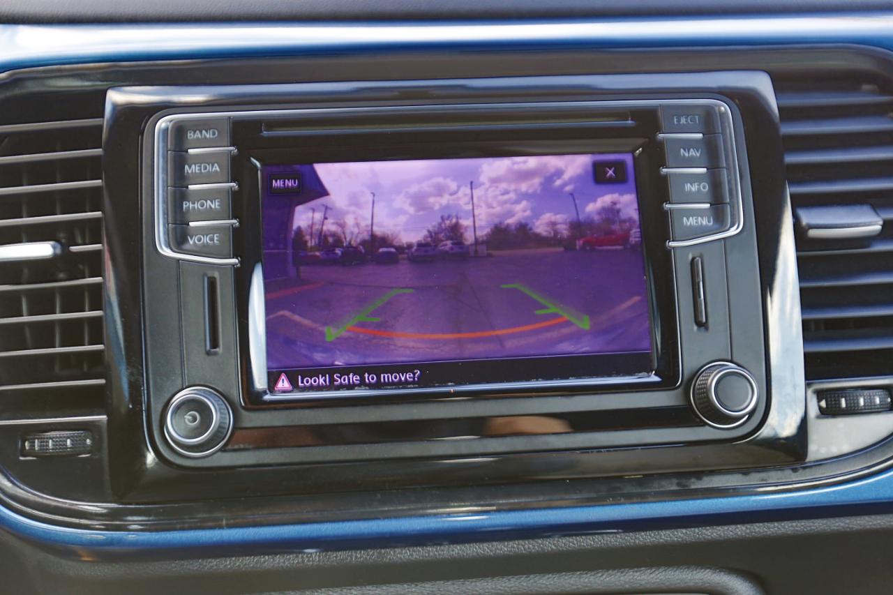 Volkswagen Beetle Convertible 1.8T SEL Auto 2017