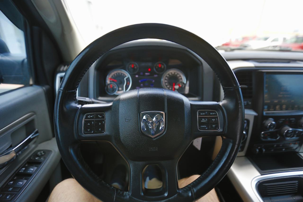 RAM 1500 4WD Crew Cab 140.5" Big Horn 2016