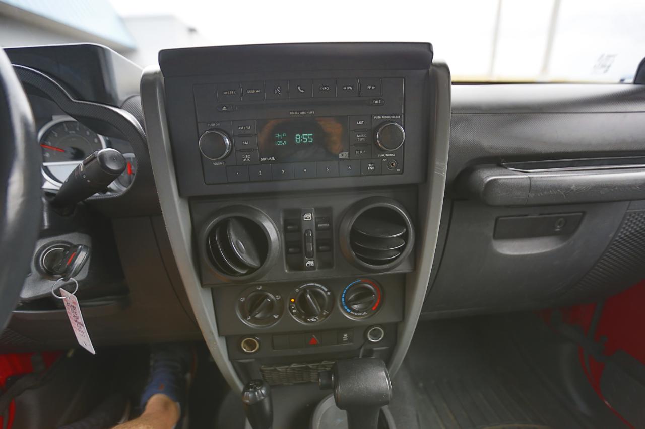 Jeep Wrangler Unlimited 4WD 4dr Sport 2010